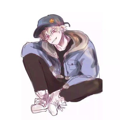 张柏芝晒二儿子打球正脸
